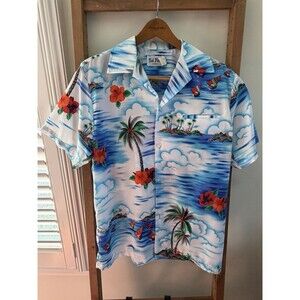 Collectable Vintage 1960's Ka-Lani Hawaiian Short Skeeve Big Collar L Shirt